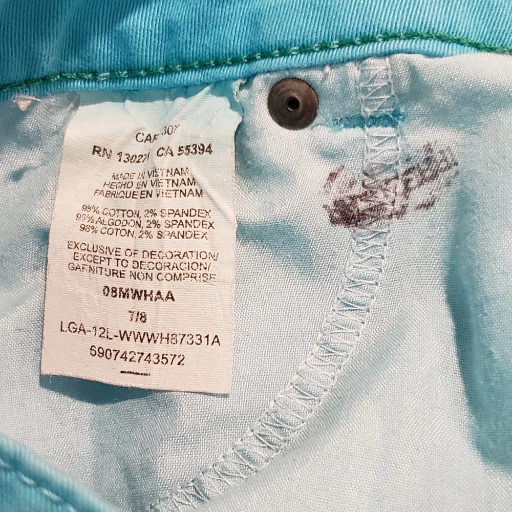 Wrangler Stud Pocket Cut Off Hem Shorts, Aqua - Size 7/8